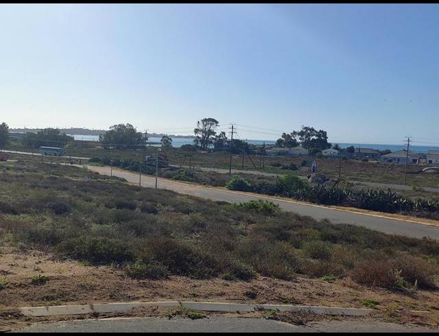 LAND FOR SALE IN DA GAMA BAY